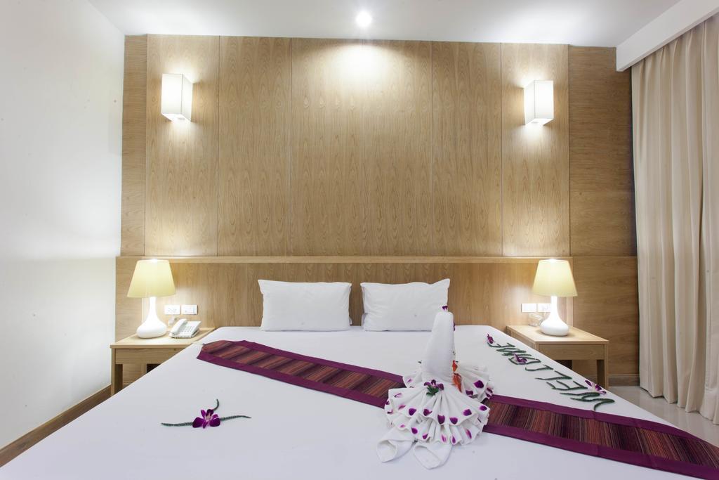Chalong Princess Pool Villa Resort Sha Extra Plus Exterior photo