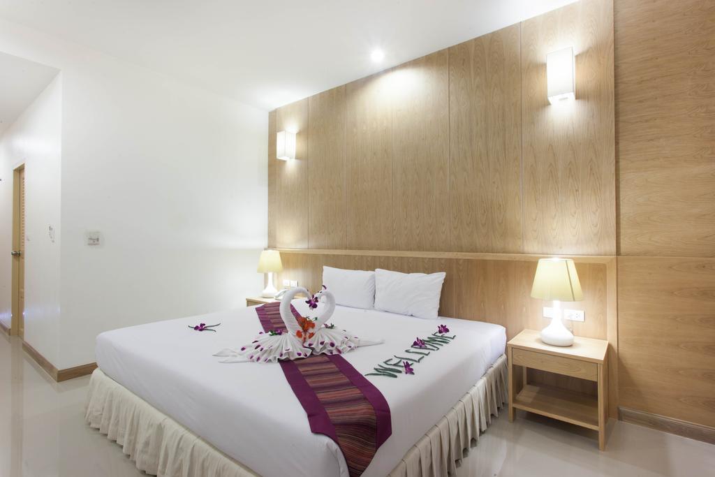 Chalong Princess Pool Villa Resort Sha Extra Plus Exterior photo