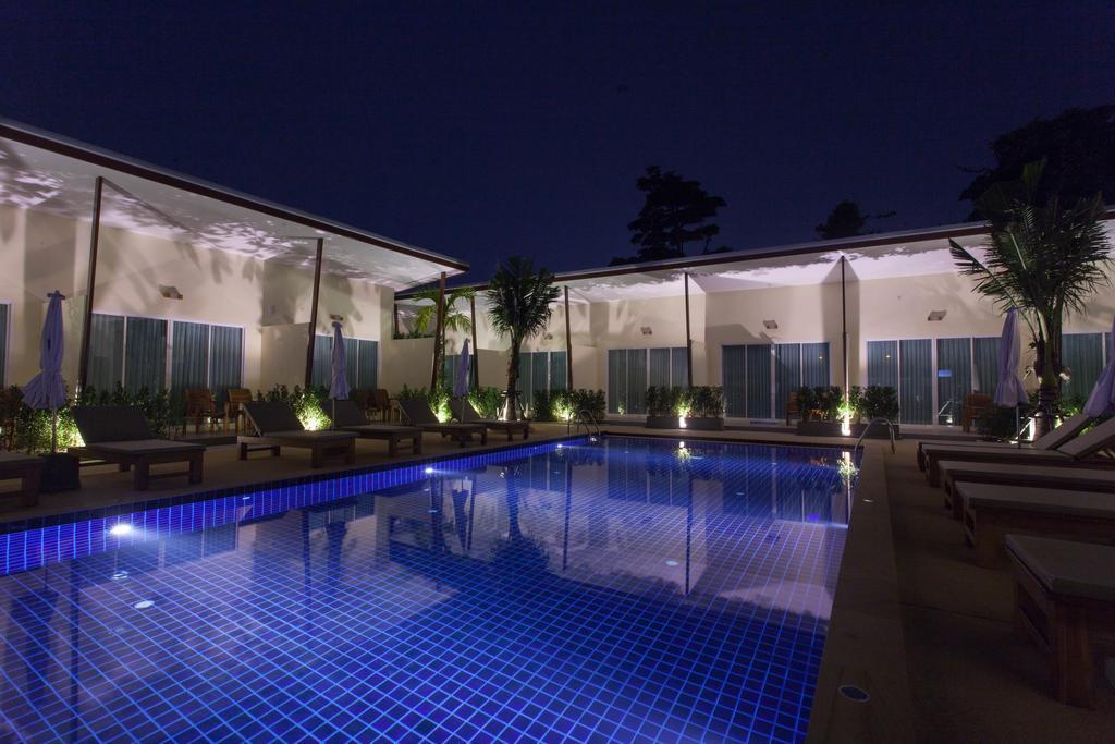 Chalong Princess Pool Villa Resort Sha Extra Plus Exterior photo